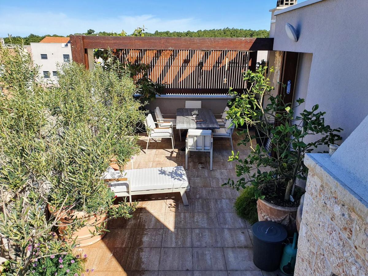 Apartment Garden Terrace Zadar Luaran gambar